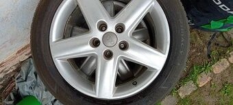 Prodám pneu s alu Audi R-17