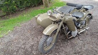 Dněpr K750
