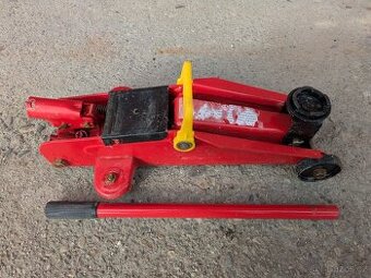 Hydraulický zvedák