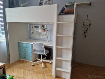 Postel se stolem + komoda