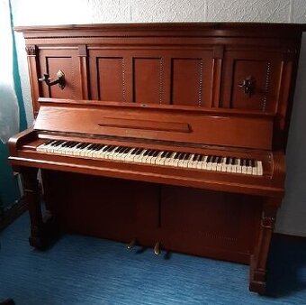 AUGUST FÖRSTER - Koncertní pianino.