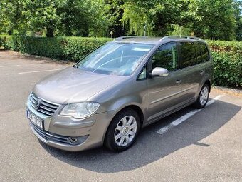 Volkswagen Touran 1.9 TDI 77 KW Facelift, 7 míst