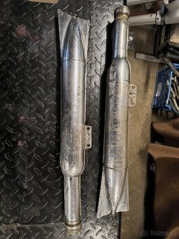 Jawa 350 Pulbuben, Kyvacka, výfuky originál.
