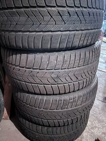 235/40-19 Zimní pneu Pirelli Sottozero 3