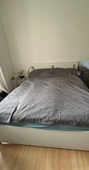 Postel IKEA s matrací 160x200