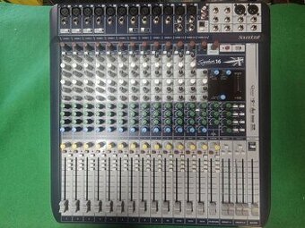 Mix pult Soundcraft Signature 16