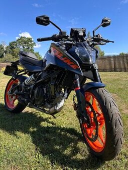 Prodán motocykl KTM 125 DUKE blue 2025