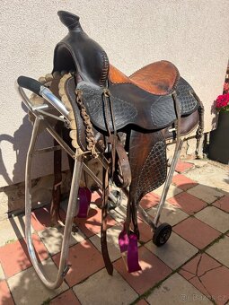 Westernové sedlo LEVNĚ