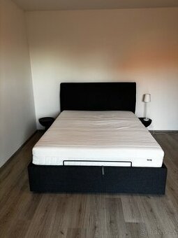 Postel i s matraci - 1