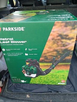 Benzínový foukač listí Parkside PBLG 52 A1