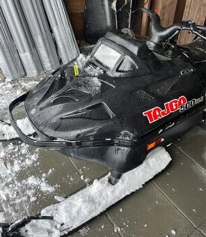 Skútr Tajga včetně příslušenství