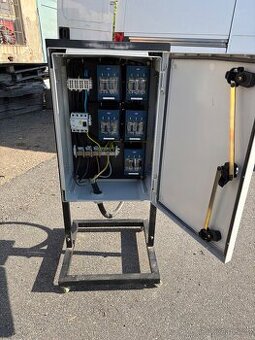 STAVEBNÍ ROZVADĚČ