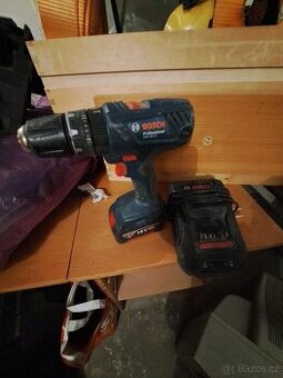 Půjčím aku vrtačku Boš v (Odrach)