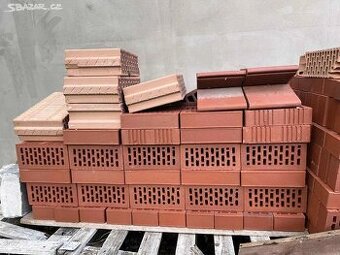 Děrovaná cihla na komin 24x14x6,5