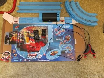 autodráha na dvě auta