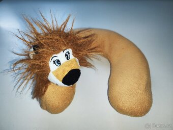 Cestovní polštářek - lvíček