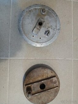 Jawa mala kyvacka, panelka - středy kol, brzdovy stit