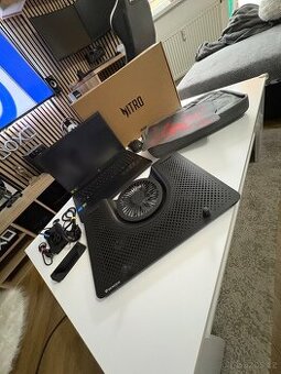 Herní notebook Acer Nitro V15 Black + příslušenství