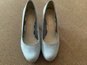 Lodičky zn. Marco Tozzi