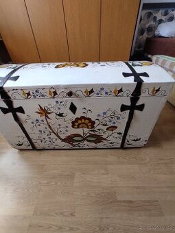 Malovaná truhla
