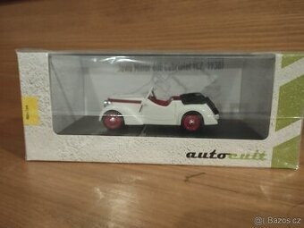 Autocult 1:43 Jawa minor 600 bílo-červené provedení
