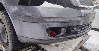 prodám přední nárazník na Škodu Octavii 2 před FL