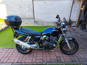 Suzuki GSX 750 Inazuma