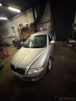 Prodám náhradní  díly na Škoda octavia 2