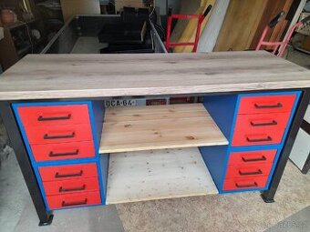 Pracovní stůl ponk