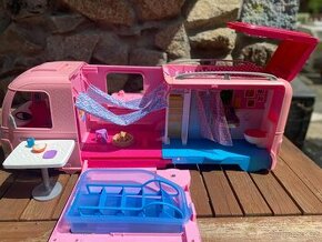 Karavan Barbie