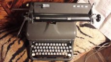 Retro  psací stroj