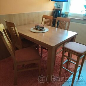 Kuchyňský stůl a židle - 1