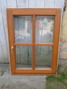 6 kusů - Dřevěné okno 94 x 127 cm