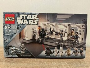 LEGO Star Wars 75387 Nástup na palubu Tantive IV bez figurek