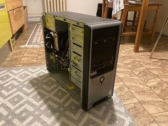 P: PC Intel C2D 8400/6 GB RAM / bez HDD - pouze pocitac