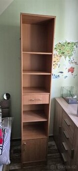 Prodám skříňku – zásuvka, dvířka, 5 polic – 203 cm vysoká - 1