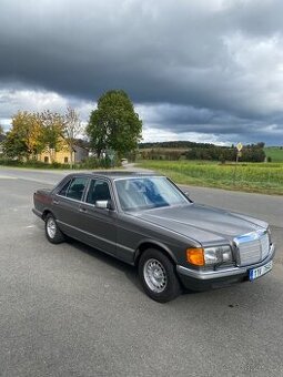 Mercedes Benz W126 380 SE