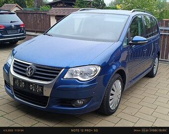 Touran 1.9 TDI - DSG - Freestyle - Xenony - Knížka - Klima - 1