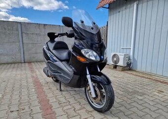 Dily Piaggio X9