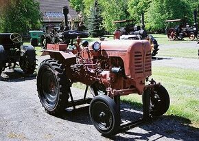 Traktor DT20 -diesel- koupím