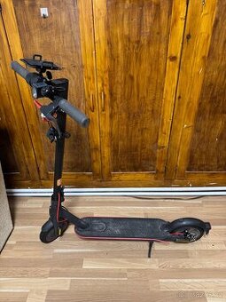 Elektrokoloběžka Xiaomi scooter pro 2