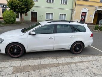 Prodám passat b7 rok 2013 2.0tdi 103 kw dsg - 1