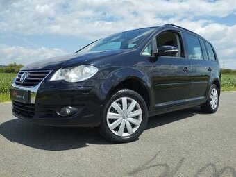 VOLKSWAGEN TOURAN 1,4 TSI NOVÁ STK,7 MÍST