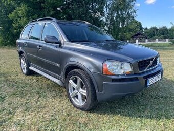 Volvo xc90 2,4 D5 136 kw 4x4 manuál