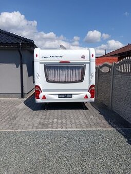 Karavan Hobby 495
