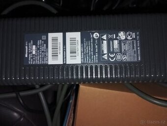 Xbox 360 včetně Kinectu