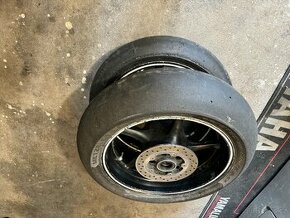 Kola Yamaha r6