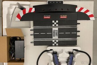 Carrera DIGITAL 132/ŘÍDÍCÍ JEDNOTKA+TRAFO132 /NOVÉ