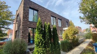 Pronájem bytu - baťovský čtvrtdomek