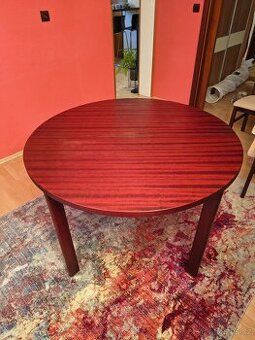 Jídelní stůl rozkládací z masivu - kulatý